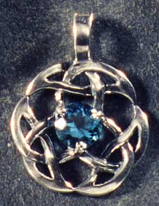 C1 Medium Round Celtic Pendant Blue Topaz